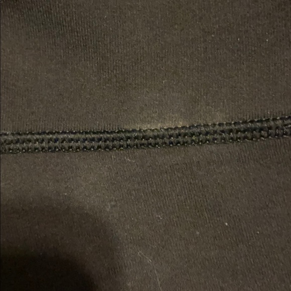 Lululemon capris - Picture 4 of 4
